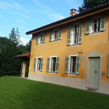 Villa Cascina Rollone à Rocchetta Tanaro Extérieur photo