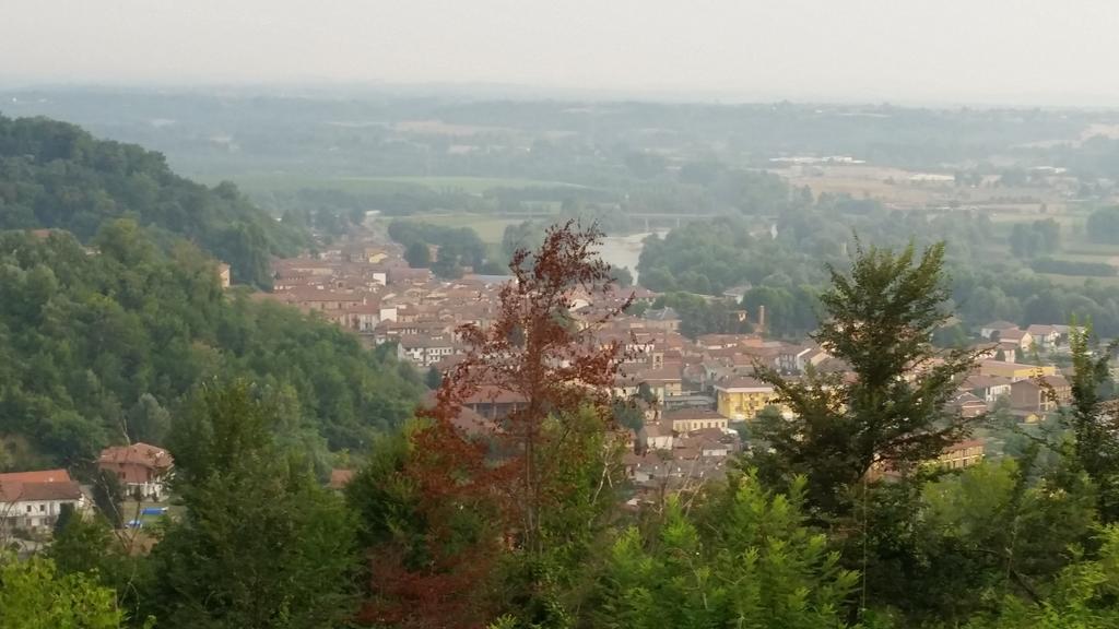 Villa Cascina Rollone à Rocchetta Tanaro Extérieur photo