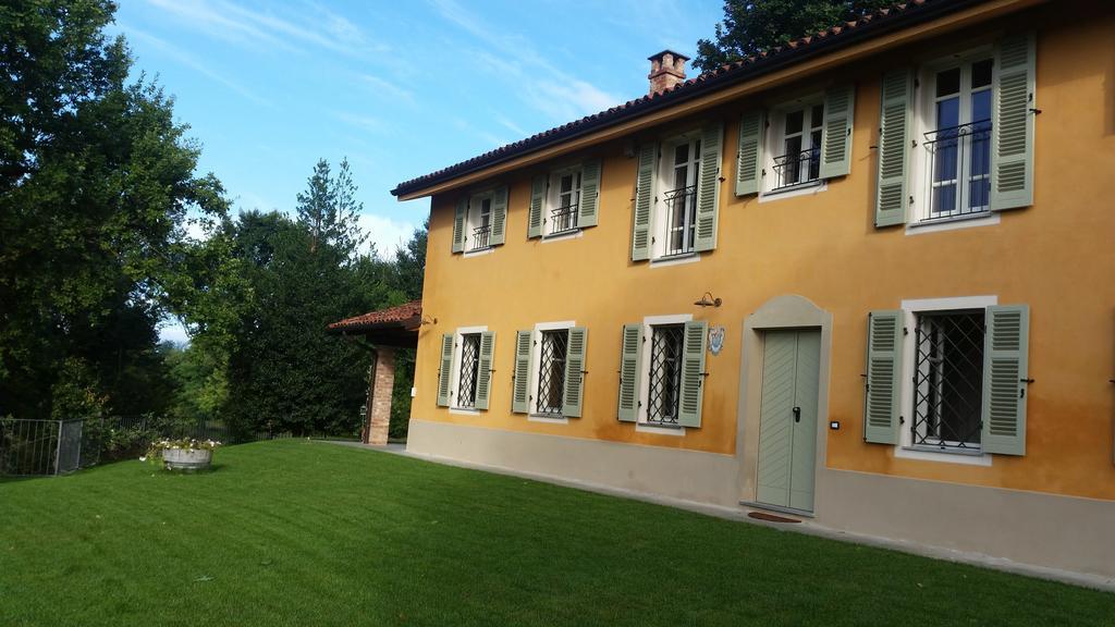 Villa Cascina Rollone à Rocchetta Tanaro Extérieur photo